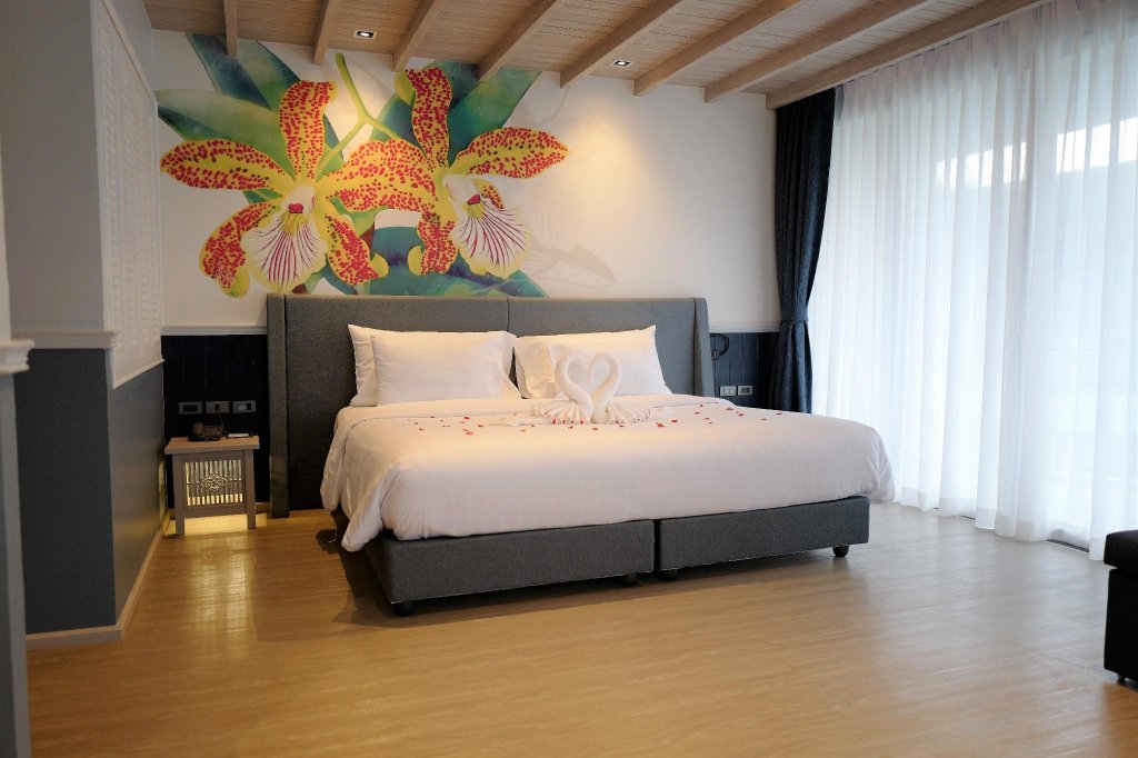 Фото Hotel Tide Phuket