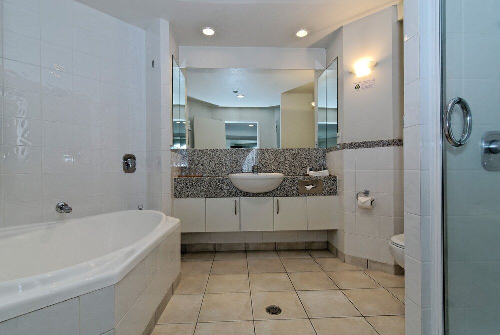 Фото Parkside Hotel & Apartments Auckland