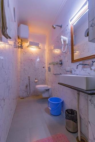 Фото Hotel East View