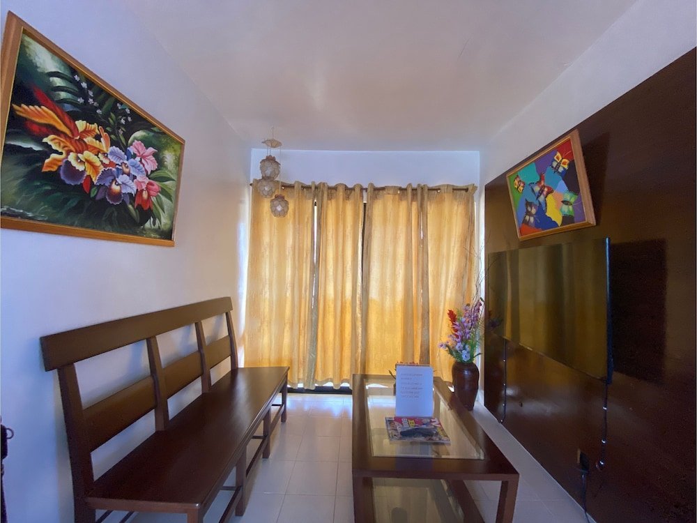 Фото Titan Residence at Mactan Cebu
