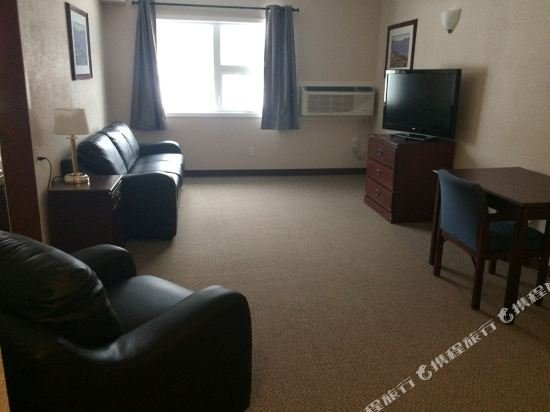 Фото Royal Oak Inn And Suites & Rv Park