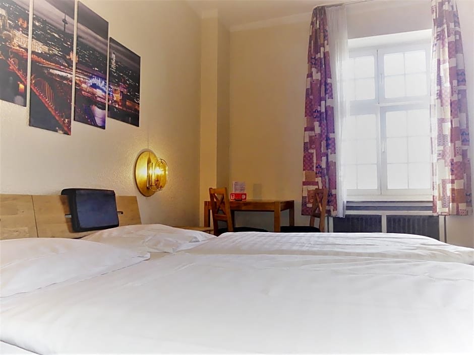 Фото Rhein-Hotel St. Martin