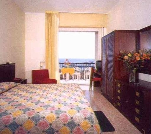 Фото Hotel Robinia