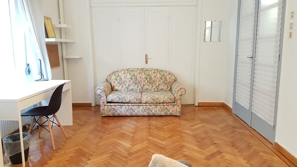 Фото Erra - Taupe - Athens Center, 140m², 4 Bd, 2 Bath