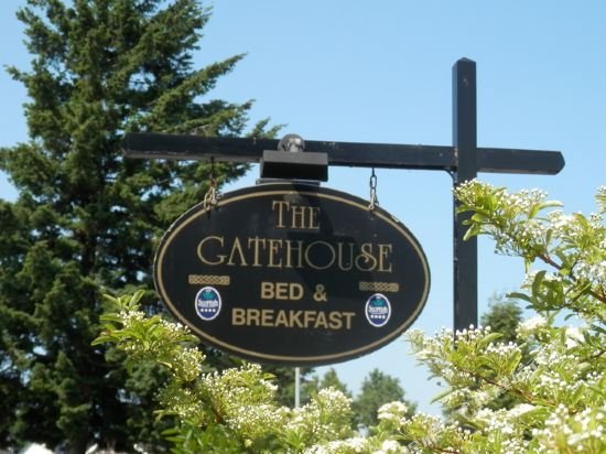 Фото The Gatehouse B&b
