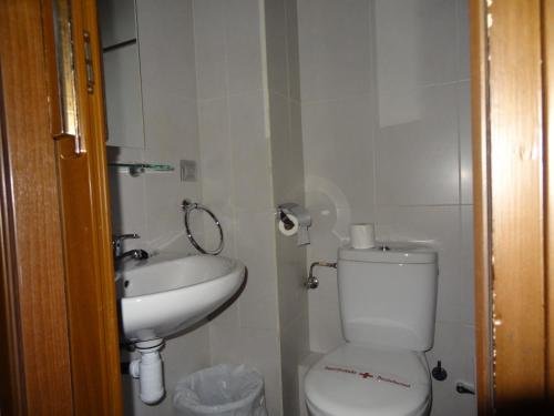 Фото Hostal Cal Forner