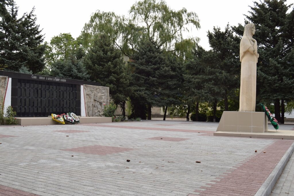 Monument, memorial Мемориальный комплекс Слава воинам в битвах за Родину павших, Stavropol Krai, photo