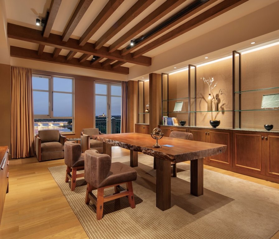 Фото Hilton Wenan