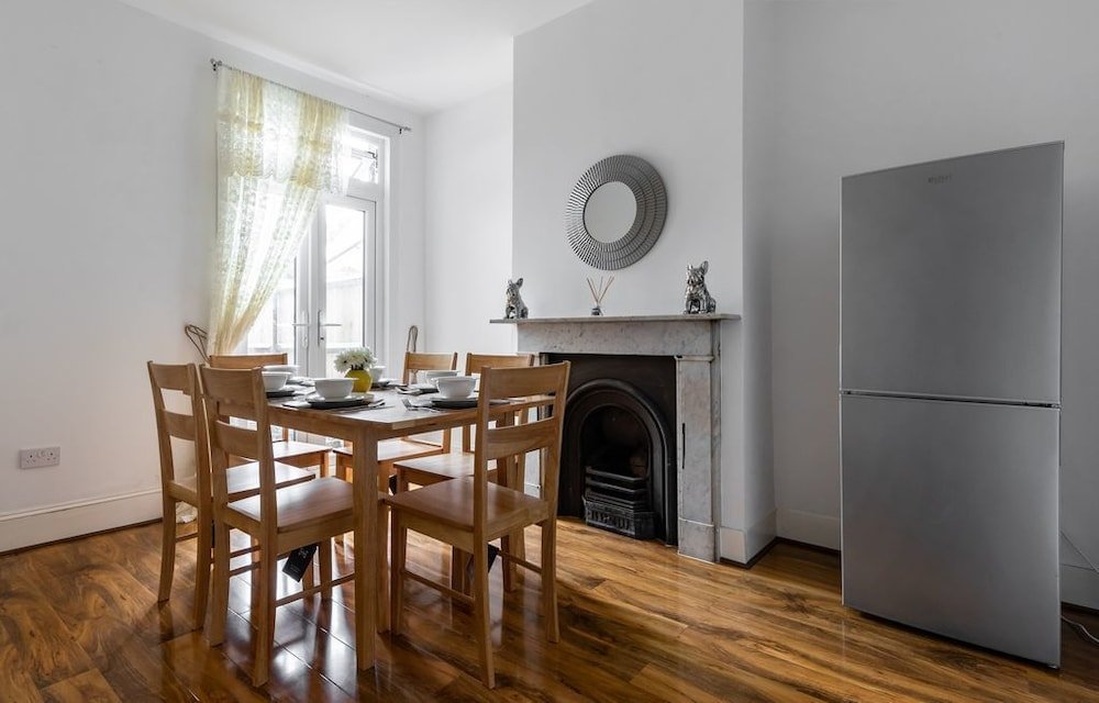 Фото Fortified Home - Near Rochester Castle