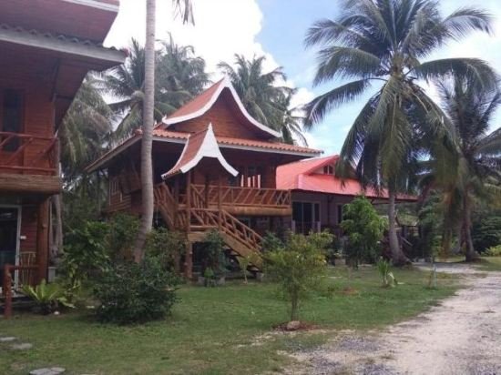 Фото The Ford Sunset Beach Resort