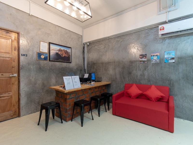 Фото Oyo 43993 Madsuite