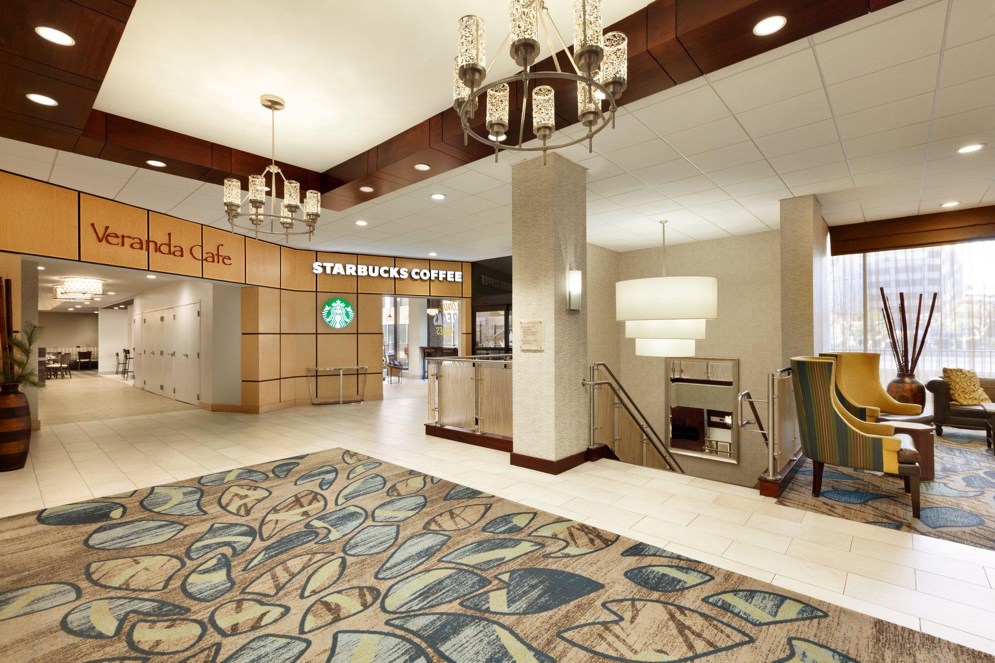 Фото Crowne Plaza Crystal City-Washington, D. C., an Ihg Hotel