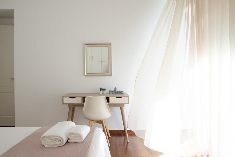 Фото Charitos II Chic n modern 2bd Apt