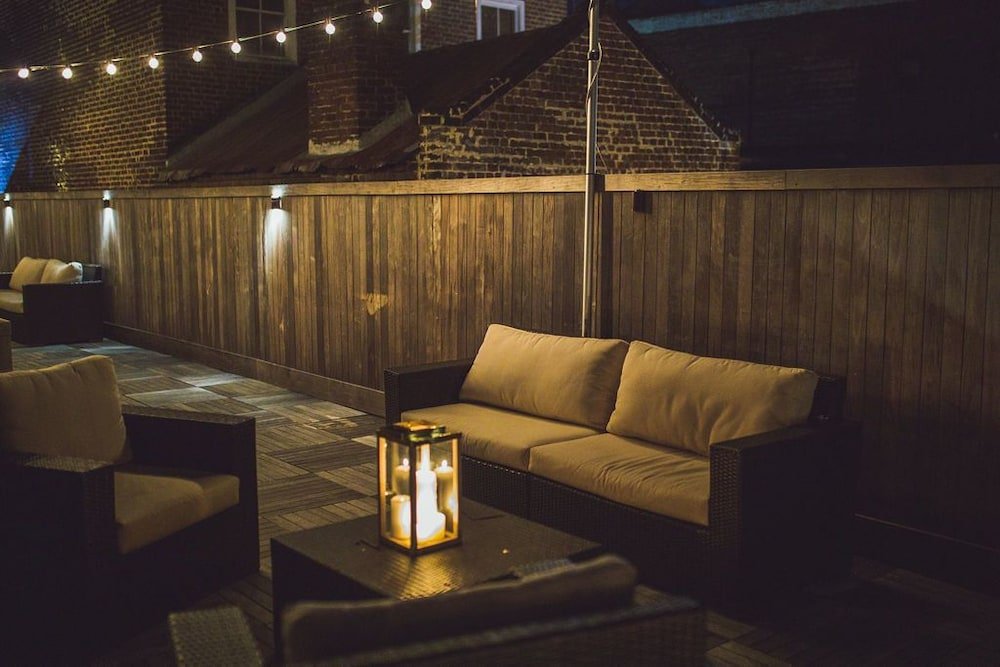 Фото 563 King Signature Apartments