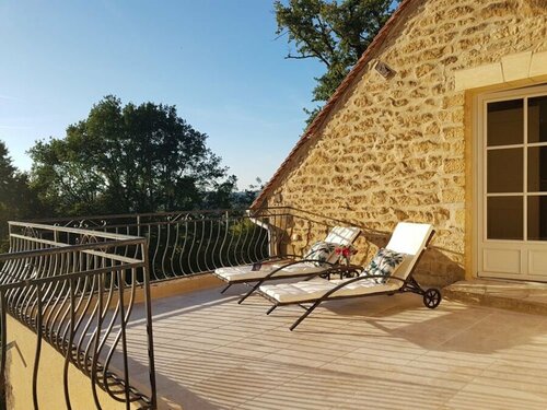 Гостиница La Belle Plane в Сарле-ла-Канеде