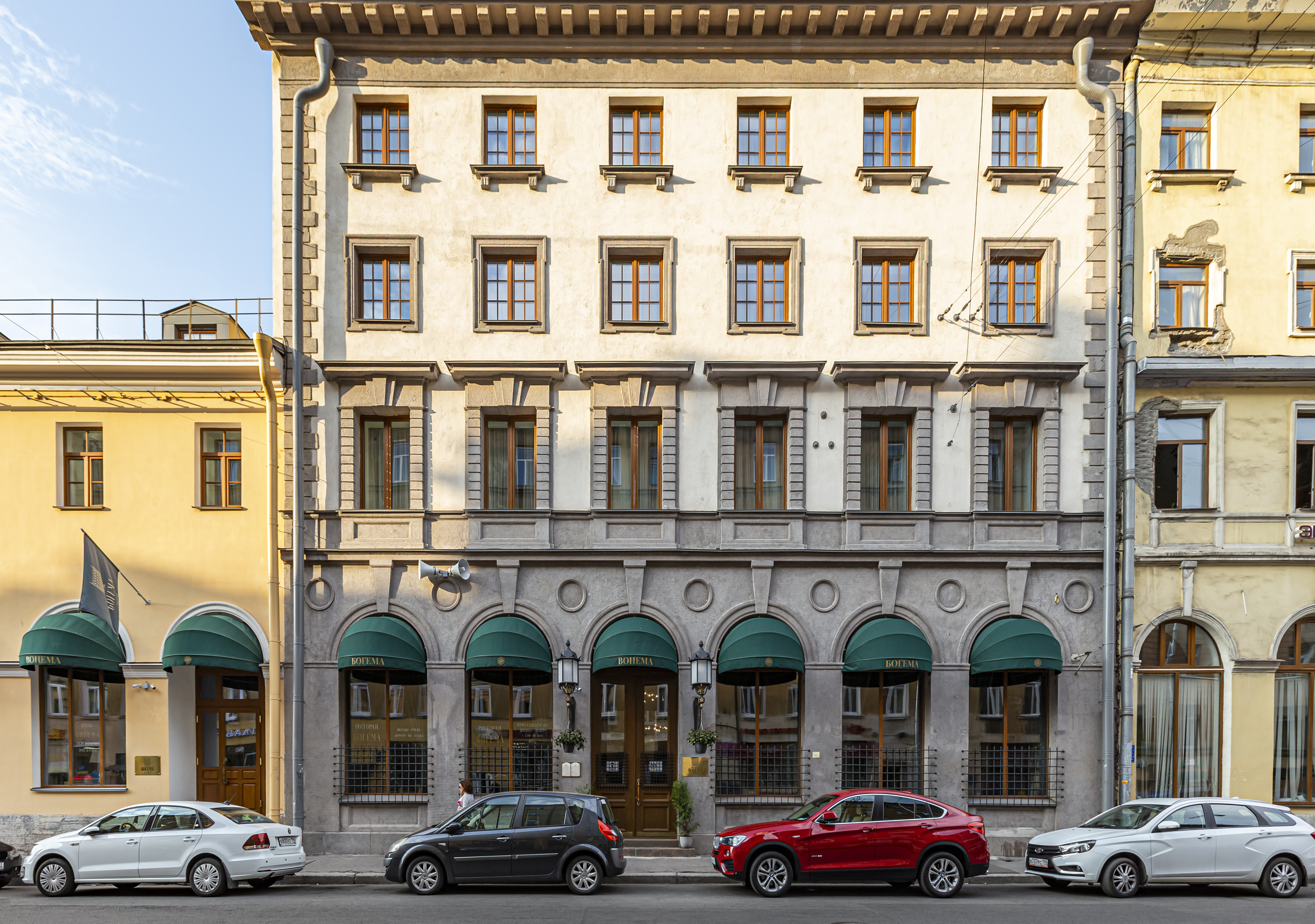 Фото отеля 1