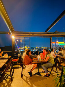 Balkon Restaurant Bar (İstanbul, Beyoğlu, Asmalı Mescit Mah., Şehbender Sok., 5), restaurant