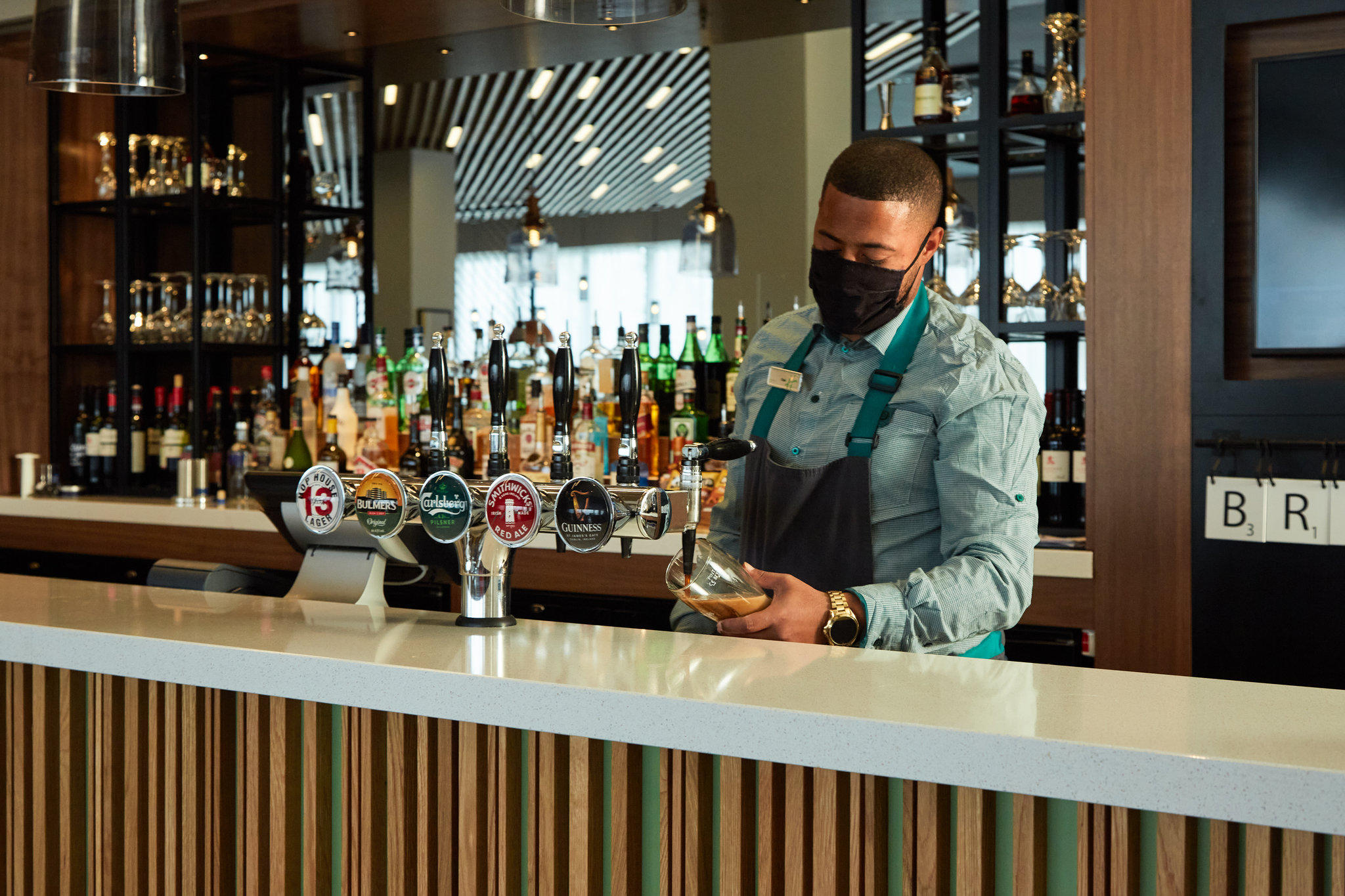 Фото 158242913888