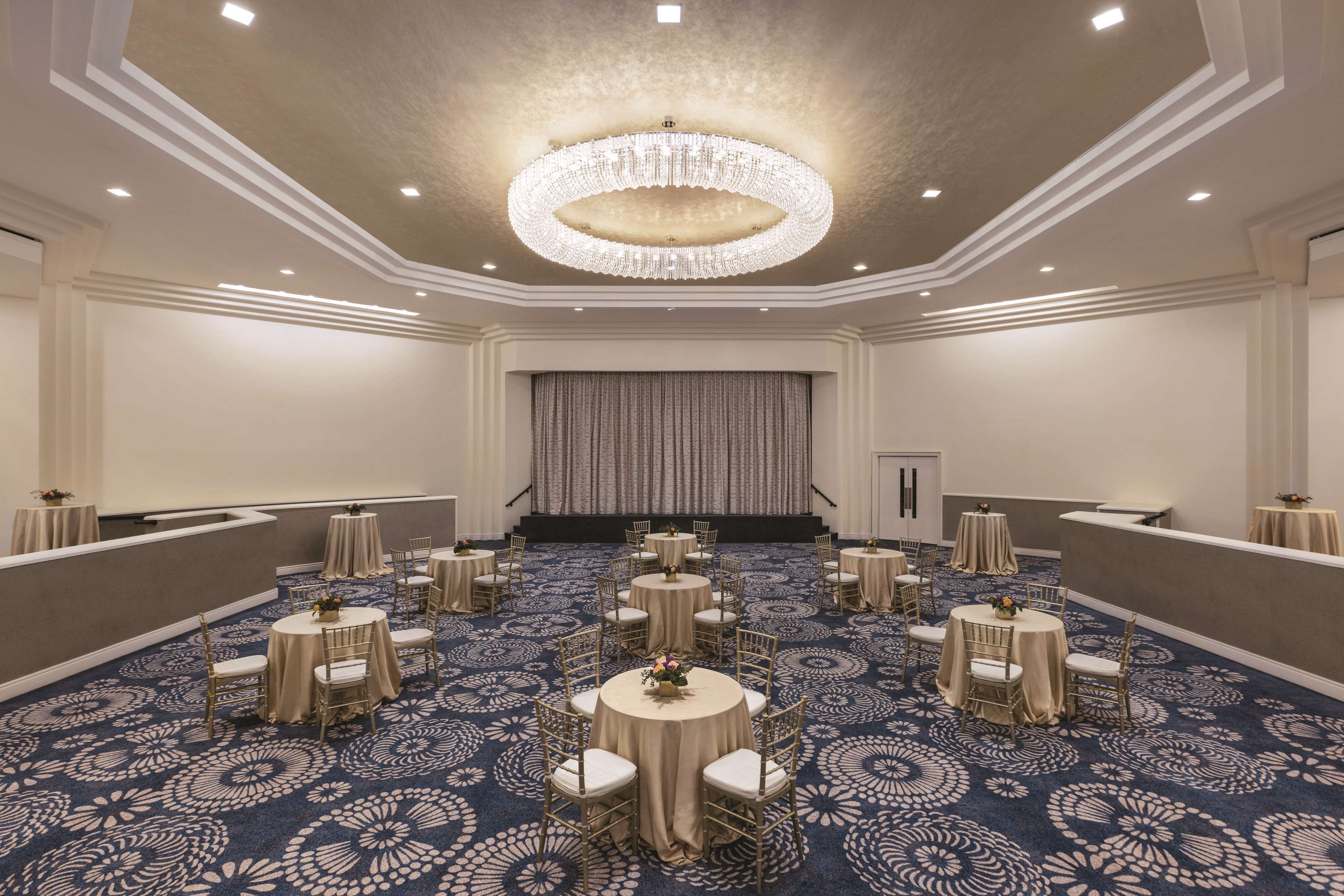 Фото Signia by Hilton San Jose