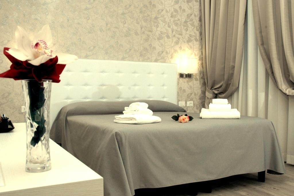 Фото Мини-Отель Gardenia Suite