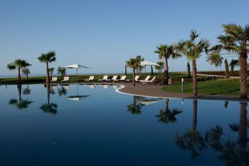 Фото Cascade Wellness Resort