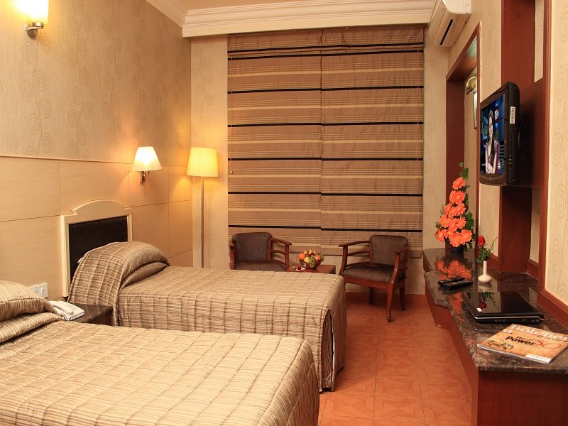 Фото Hotel Basant Residency
