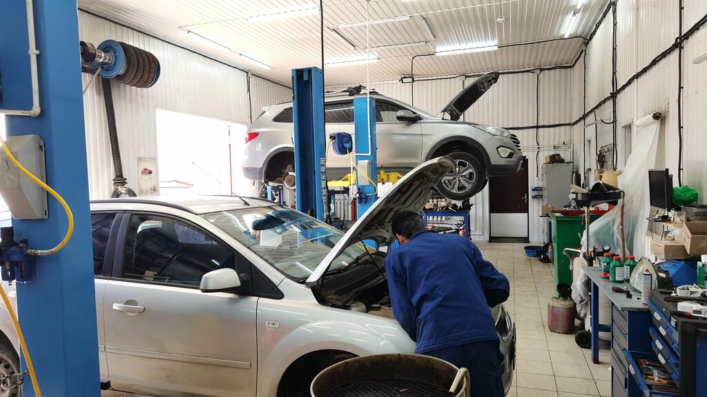 Car service, auto repair AutoHome, Kubinka, photo