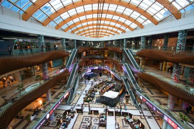 Shopping mall Piterland, Saint Petersburg, photo