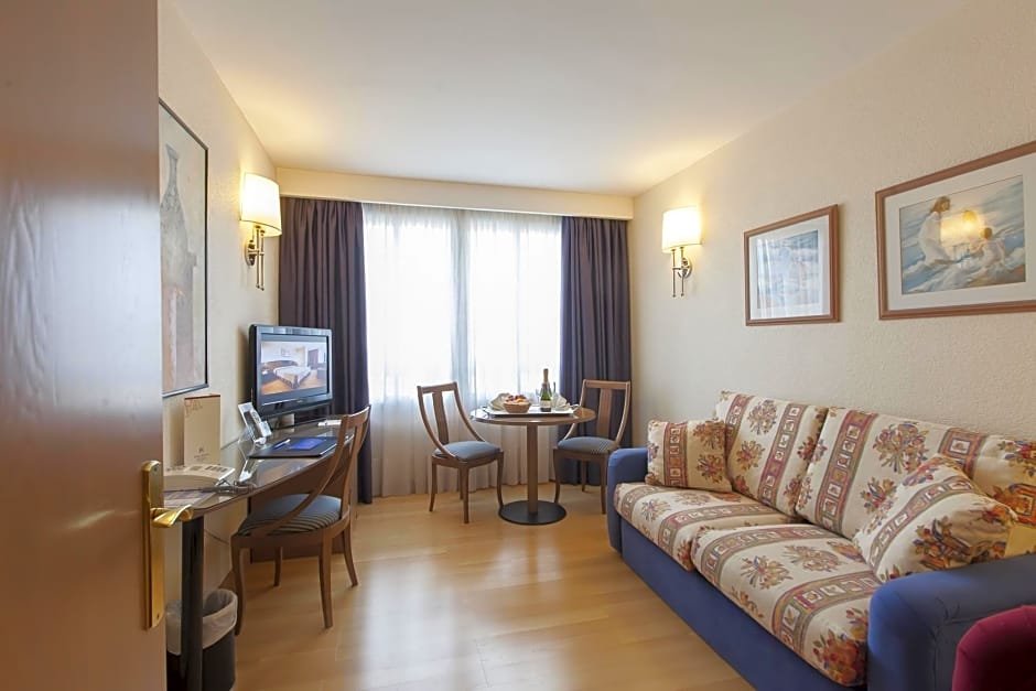 Фото Hotel Albret