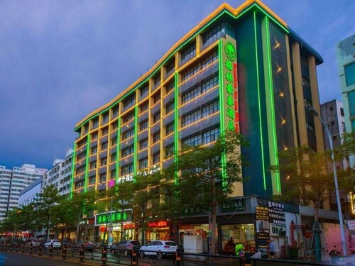 Гостиница GreenTree Inn Haikou City Wuzhishan Road в Хайкоу