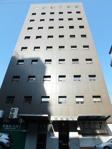 Гостиница Roadhouse Myeongdong Guesthouse