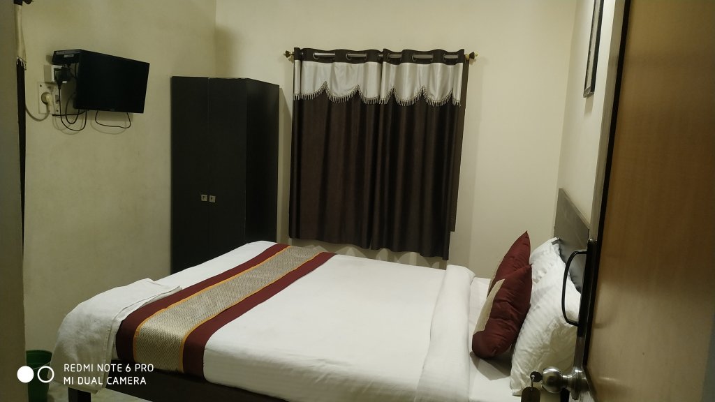Фото Hotel Barnabas Homestay