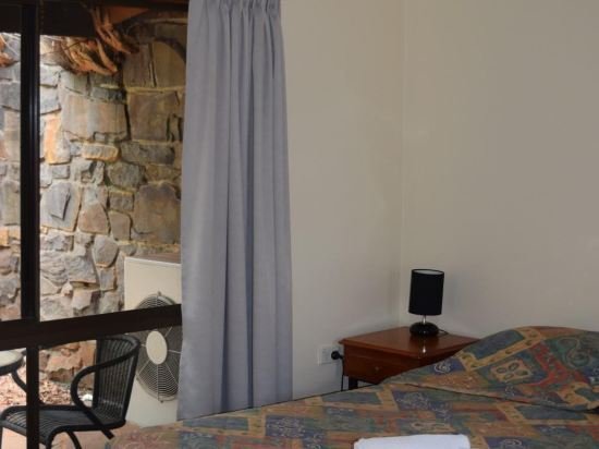 Фото Atherton Holiday Park