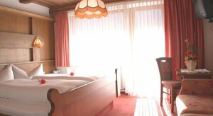 Hotel Garni Central (Tyrol, Landeck, Bild), hotel