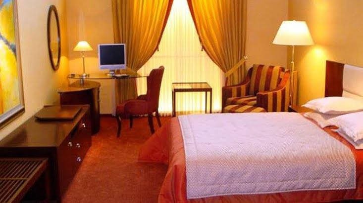 Фото Arena City Hotel