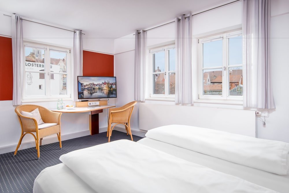 Фото Hotel Nepomuk