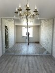 BLIK-glass and mirrors (Rabochaya ulitsa, 129) ، تصنيع وتركيب الزجاج