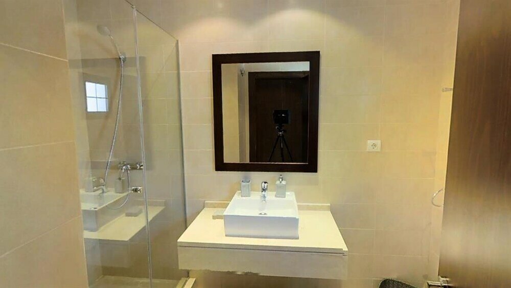 Фото Beautiful Penthouse Near Beach