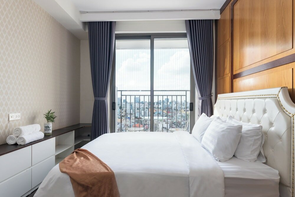 Фото Rivergate apartment infinity pool & Gym