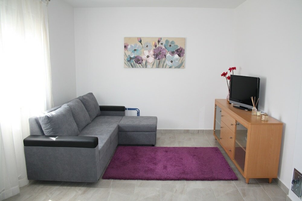 Фото Lovely holiday house Elenna