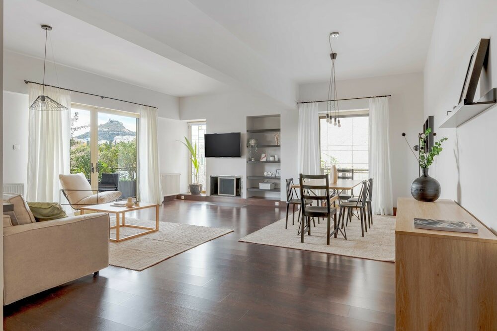 Фото Panoramic 1br Apt near Kallimarmaro