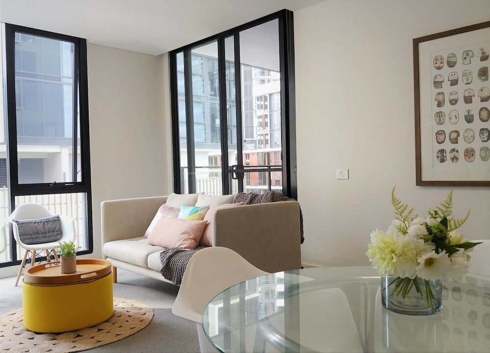 Фото Luxury 1 Bedroom 1 Study With 1 Parking