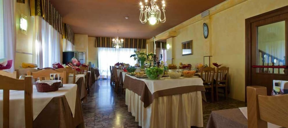 Фото Hotel Villa Bruna