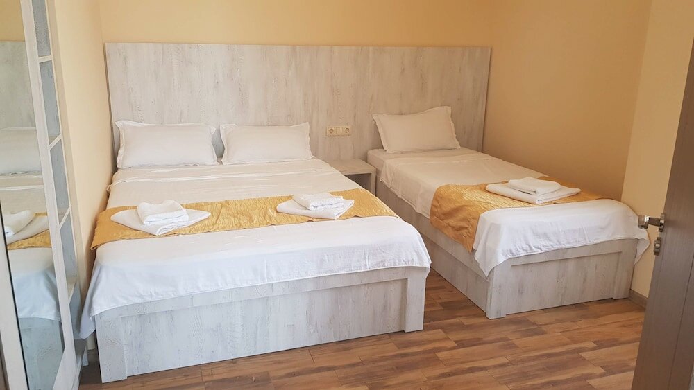 Фото Nakashidze's Apartments