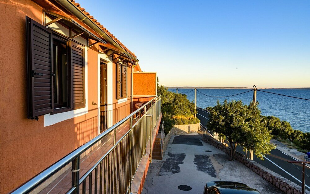 Фото Jase - 30 m From Beach - Sa3