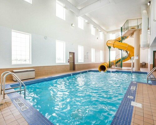 Гостиница Quality Inn And Suites Lethbridge в Летбридже