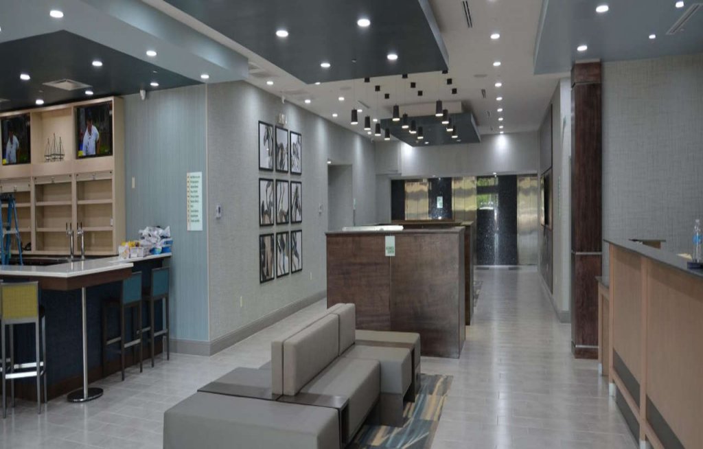 Фото Holiday Inn Beaumont East - Medical Ctr Area, an Ihg Hotel