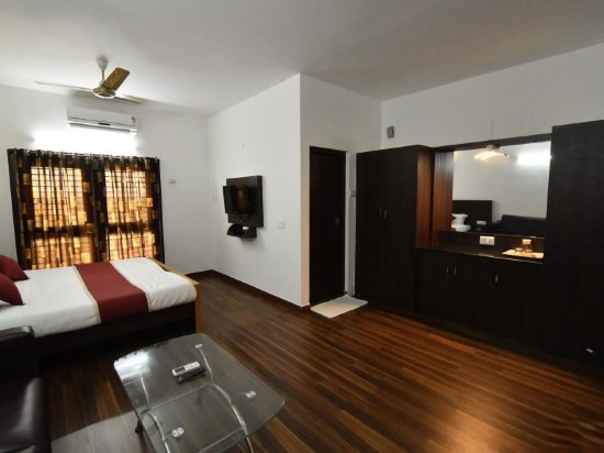 Фото Lake View Hotel