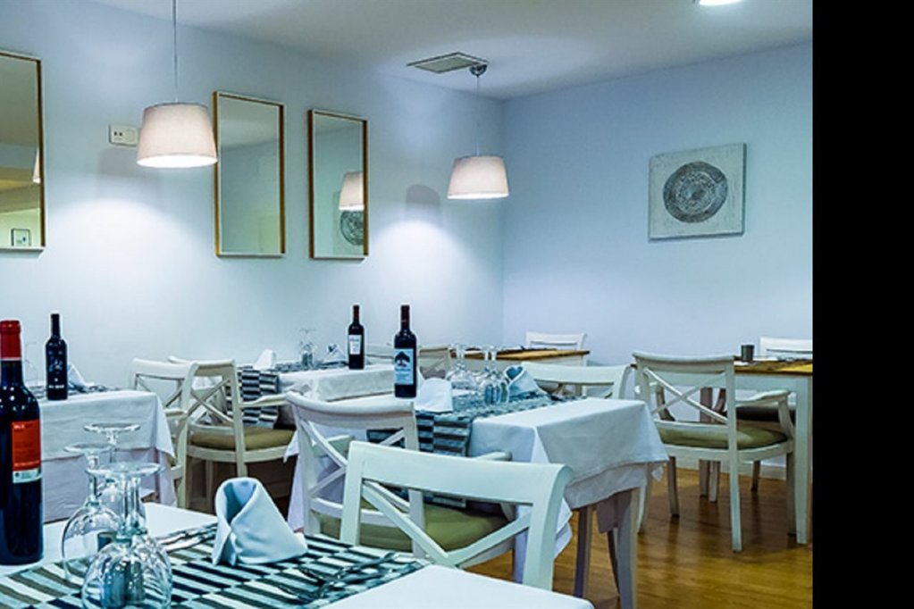 Фото Aparthotel Marina Drach