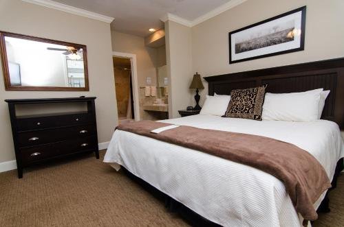 Фото The Eldridge Hotel